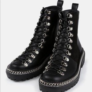 MISSGUIDED Black Chunky Chain Suede Panel Lace Up Boots